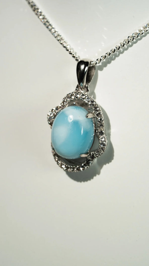 Himmelblauer Larimar Kette