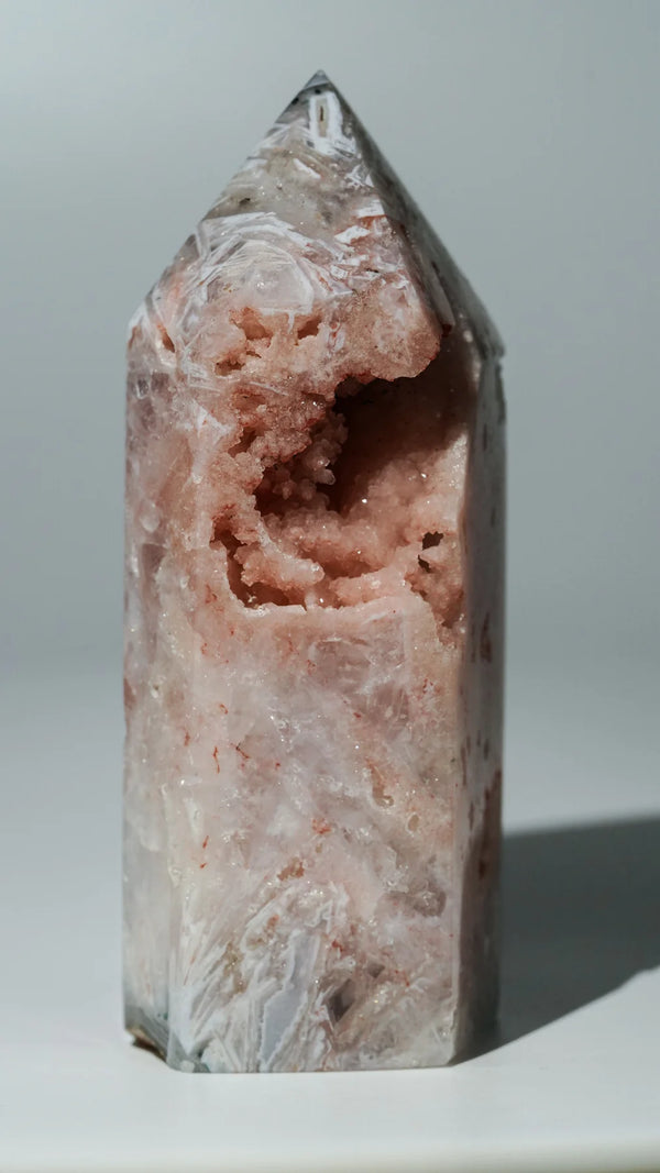 STATEMENT | Pink Amethyst Turm