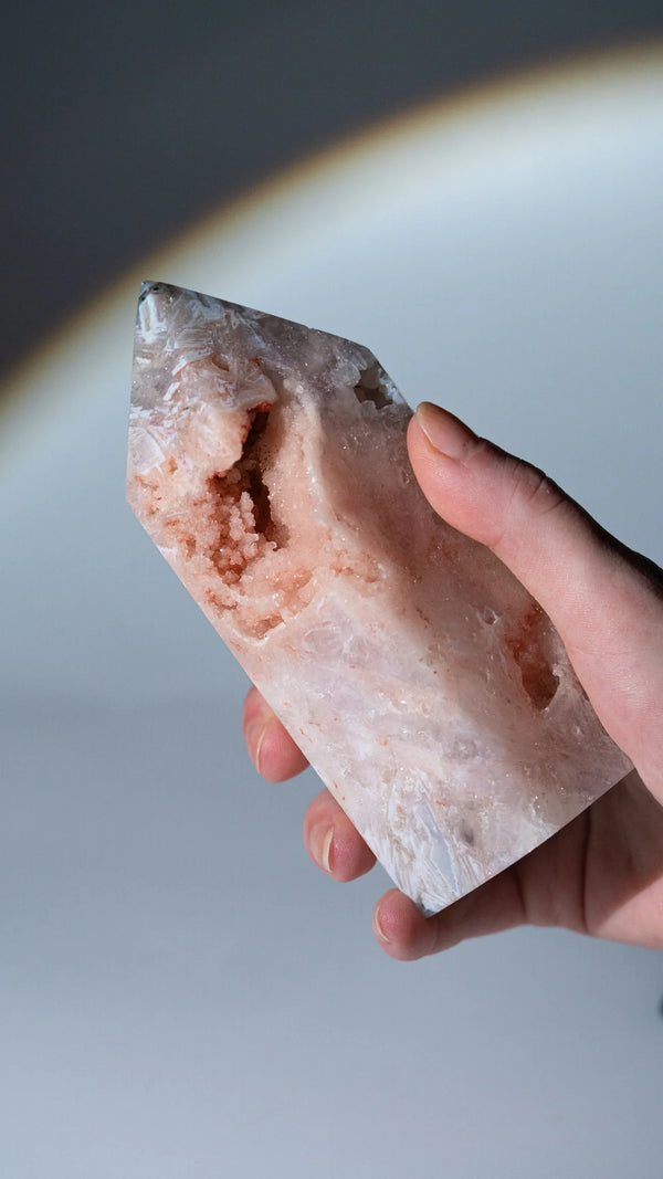 "SUGAR CAVE" | Pink Amethyst Turm