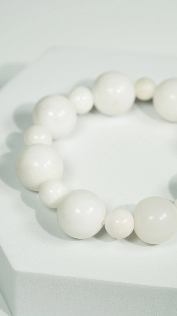 Ivory Moon | White Jade Armband