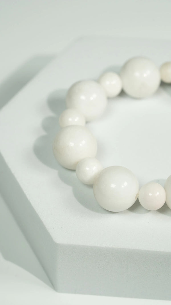 Ivory Moon | White Jade Armband
