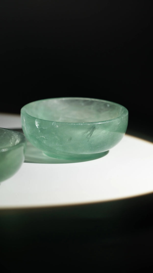 Fluorit Schale im Licht