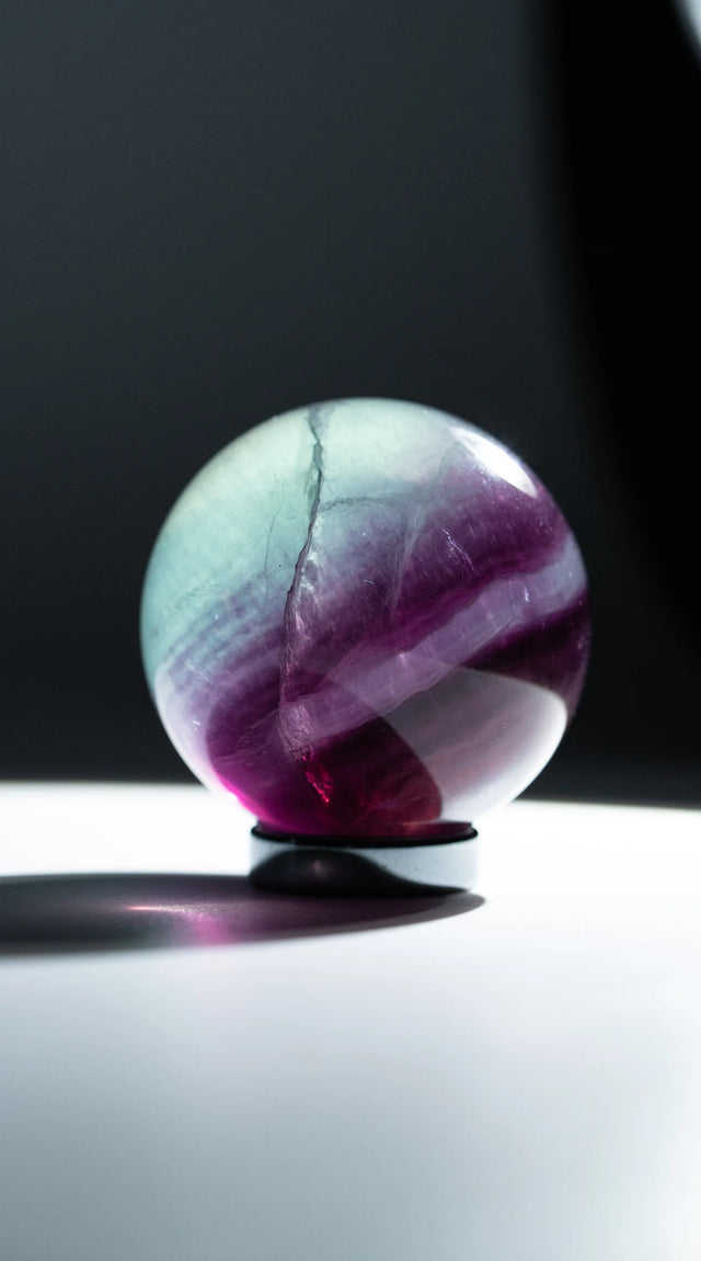 Lila Fluorit Kugel Nr. 15