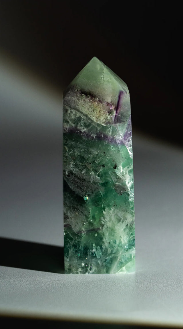 Regenbogenfluorit Turm