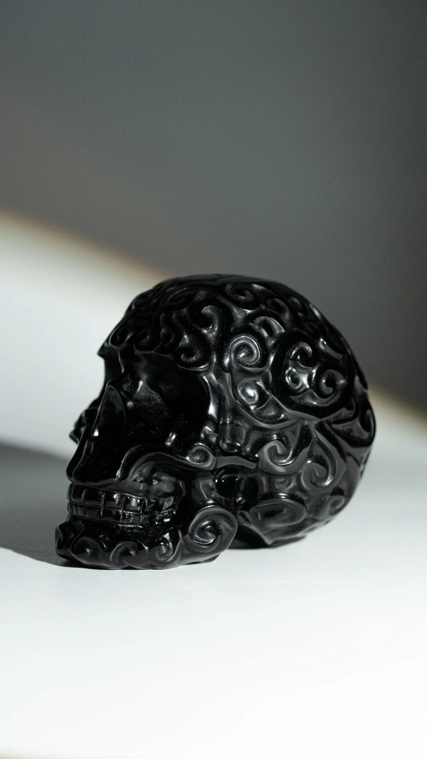 Obsidian Schädel – Seitenansicht